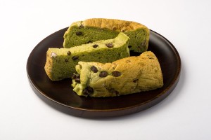 あずきと抹茶のパンの写真