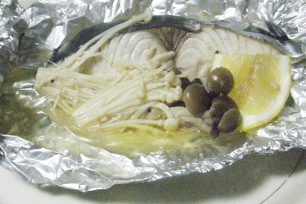 鰆のワイン蒸しの写真