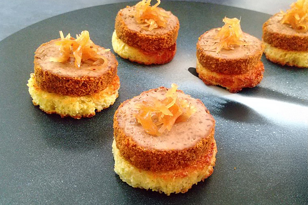 鶏レバーパテ、スペキュロス風味 ～Pâte de Foie de Volaille au Spéculoos～ の写真